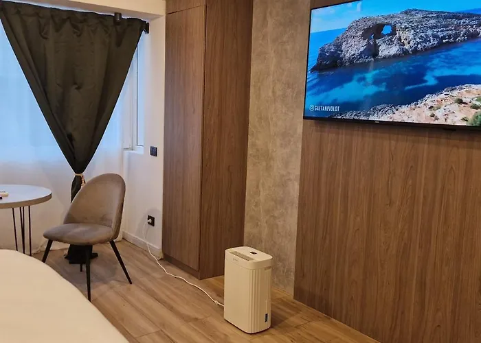 The Golden Pearl By Sattal Near Radisson Blu Апартаменты Бухарест