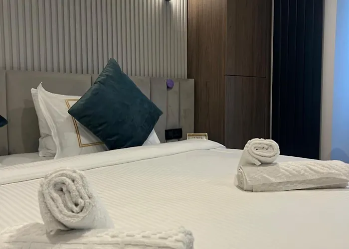 The Golden Pearl By Sattal Near Radisson Blu Апартаменты